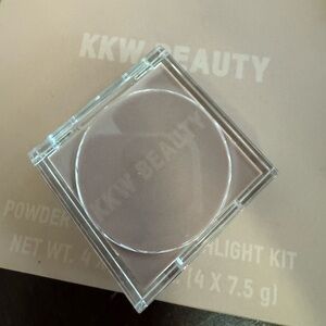 KKW Beauty Powder Highlight Smokey different colors